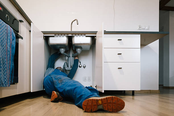 Professional Pipe Repair technician working in Monkton, MD